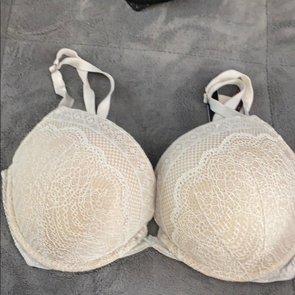 Victoria Secret Bombshell push up Bra 36C